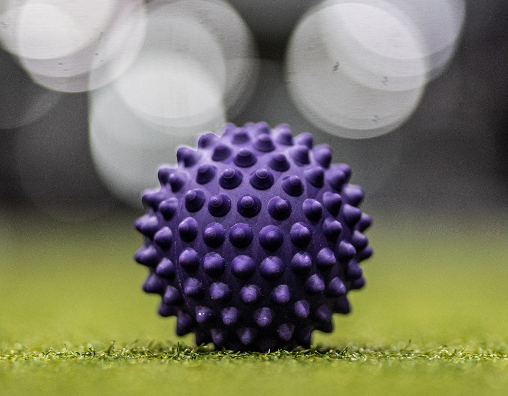 UNIQ - Spiky Massage Ball 10cm